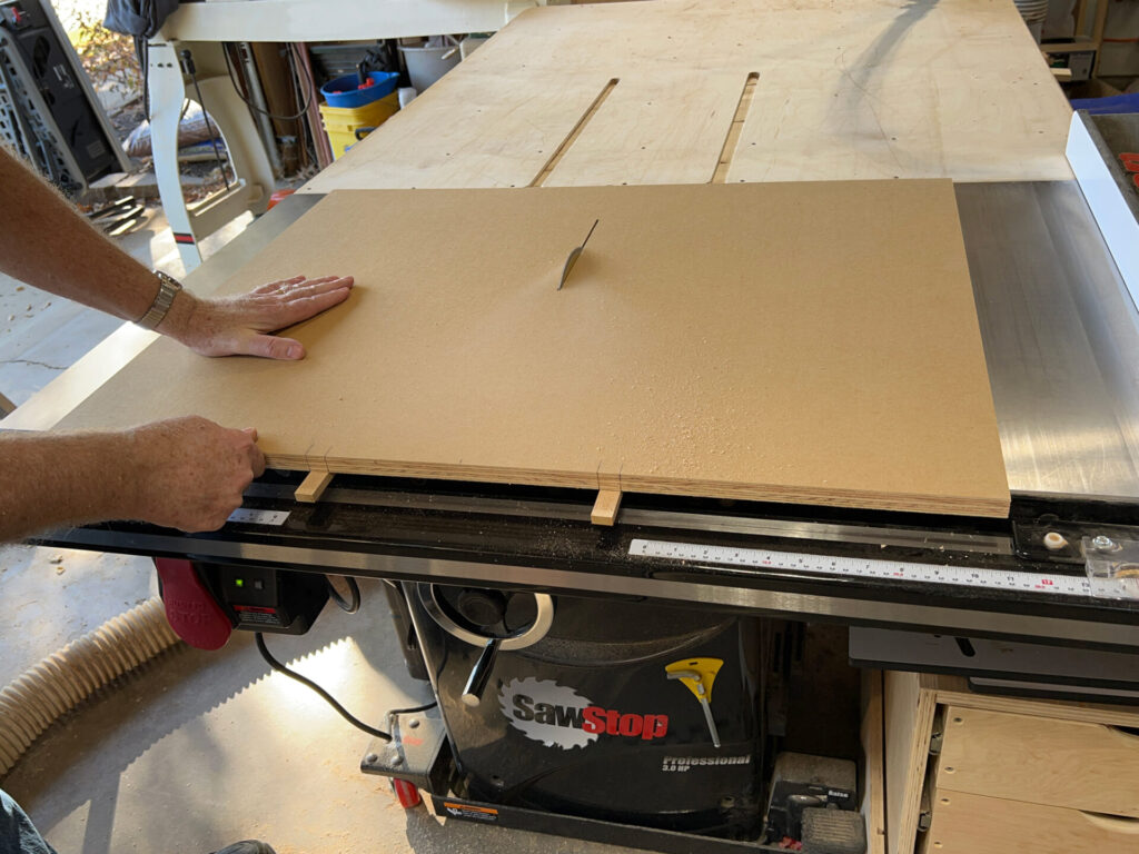 Cutting the initial blade kerf in the base